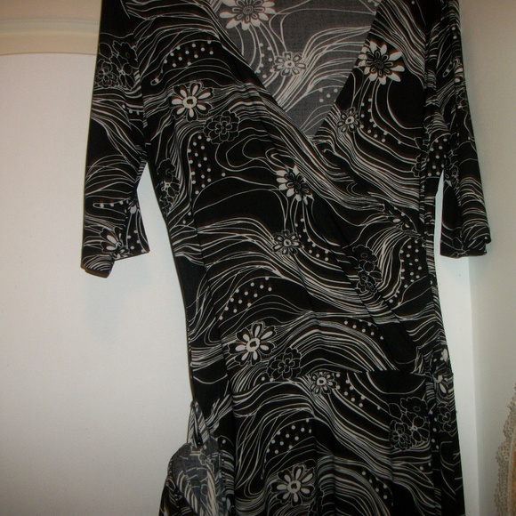 Y2K DANCE GIRL RETRO 90S LOOK BLACK & WHITE WRAP DRESS SM - Picture 2 of 5